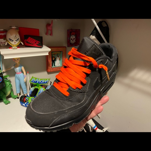 Nike - Picture 9 of 10